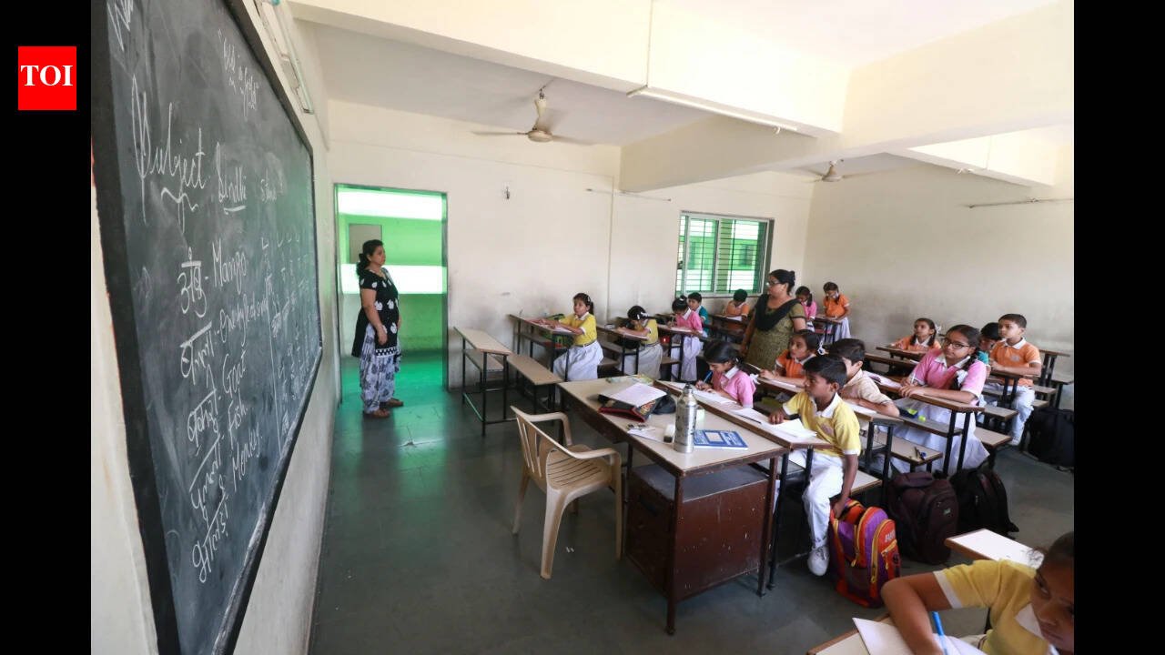 1793411415 photo